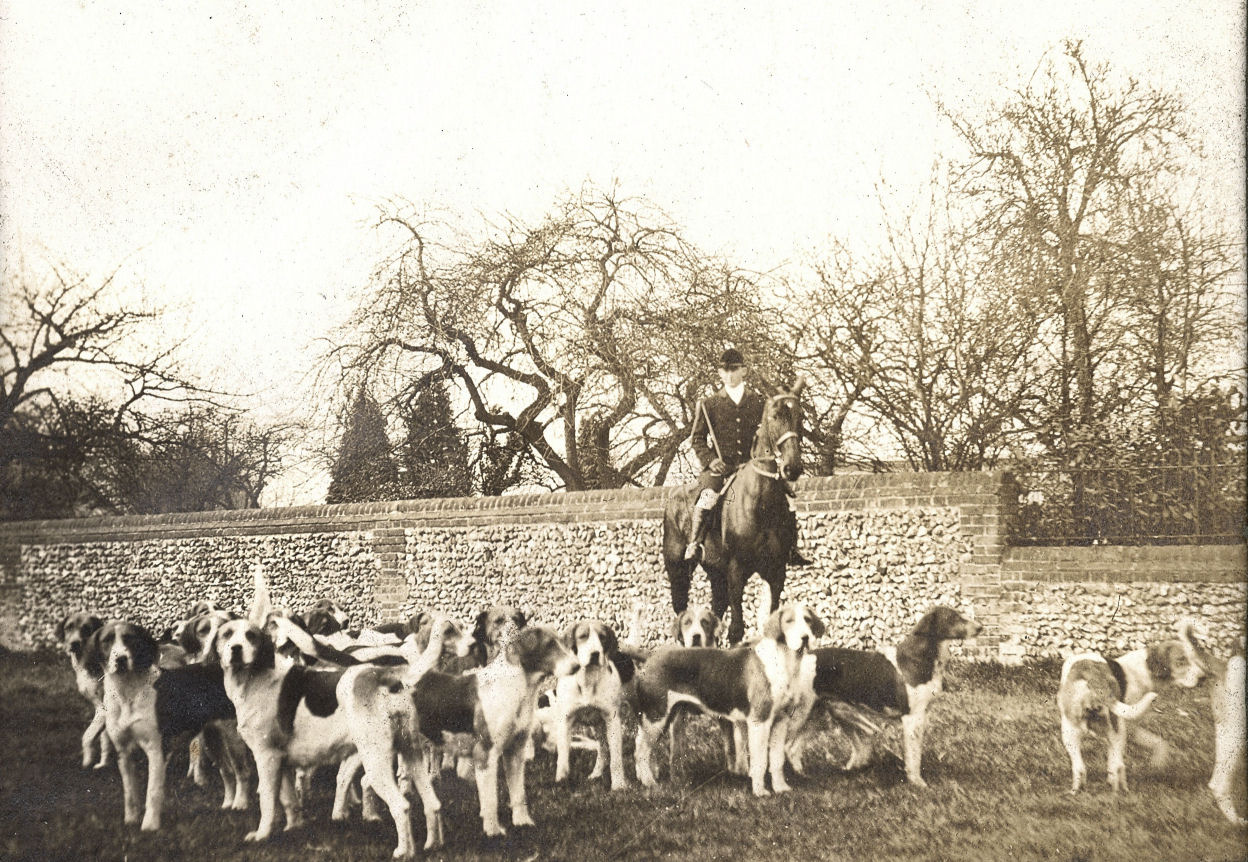 Hertfordshire Genealogy Book 0147 Hare & Hounds Edwards